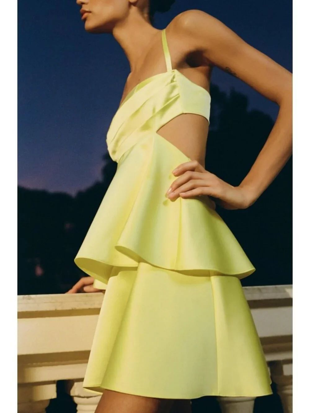 Zara Womens Satin Mini Dress Large Yellow Voluminous Silhouette 3499/399 NWT